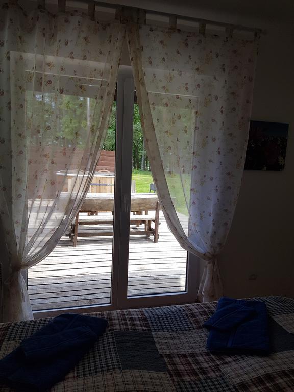Ramybes Uostas Guest House Svedriske Exterior photo