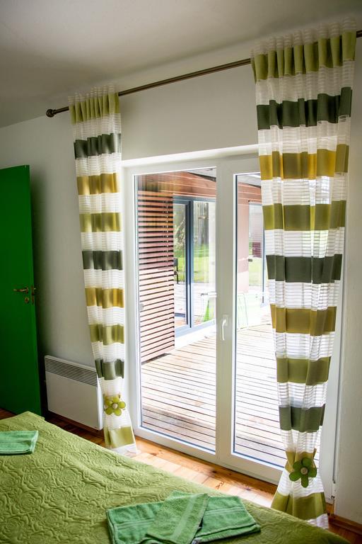 Ramybes Uostas Guest House Svedriske Exterior photo